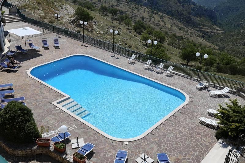 B&B Angela Monte SantʼAngelo Dış mekan fotoğraf