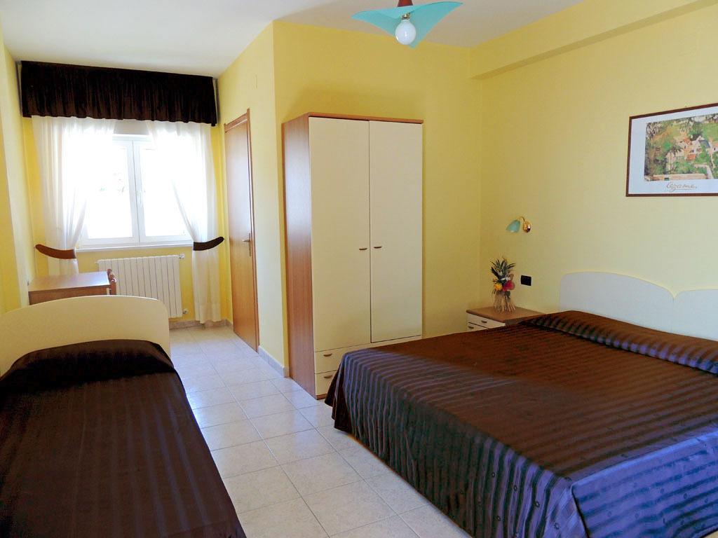 B&B Angela Monte SantʼAngelo Oda fotoğraf
