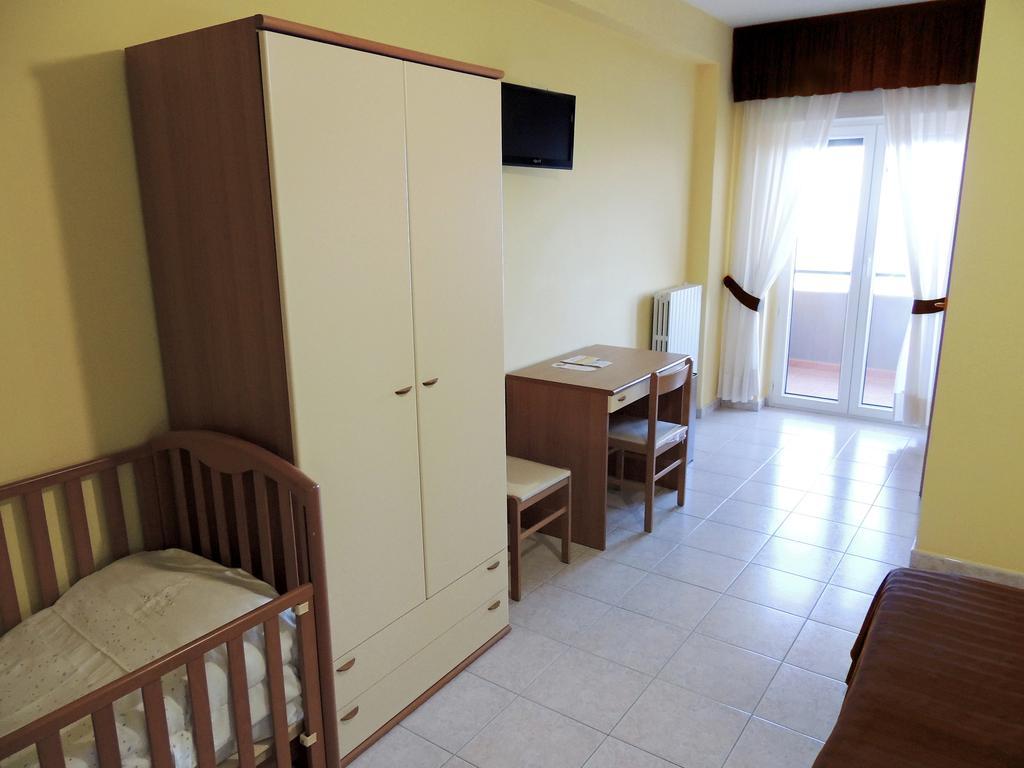 B&B Angela Monte SantʼAngelo Oda fotoğraf