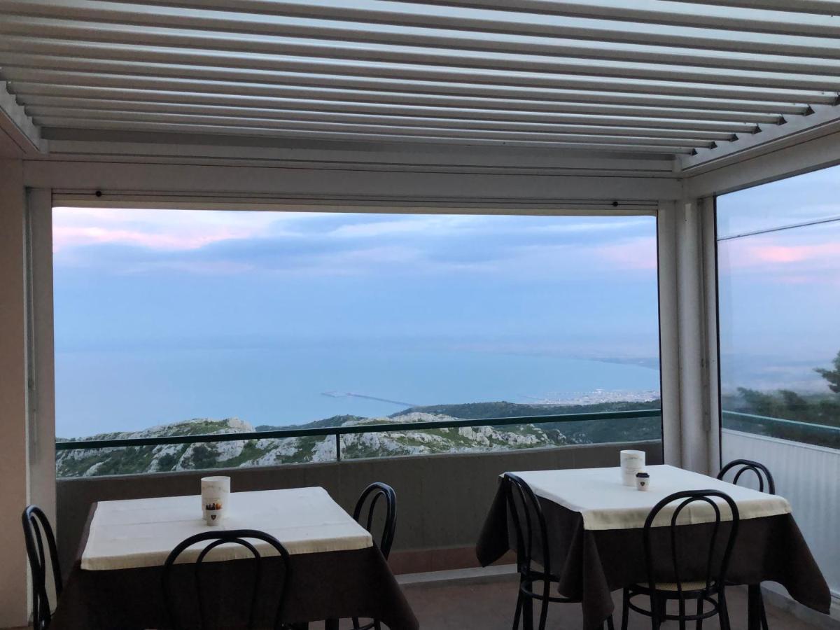 B&B Angela Monte SantʼAngelo Dış mekan fotoğraf